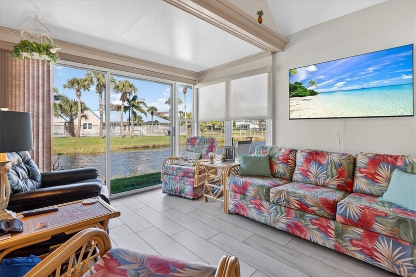 Lovely, home-like condo w/multiple lake views! Ground-floor - Beach Condo for sale in Vero Beach, Florida on Beachhouse.com