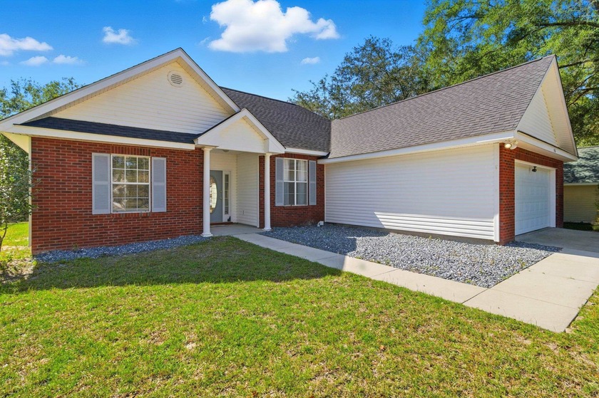 Welcome to this beautifully maintained 3-bedroom, 2-bathroom - Beach Home for sale in Crawfordville, Florida on Beachhouse.com