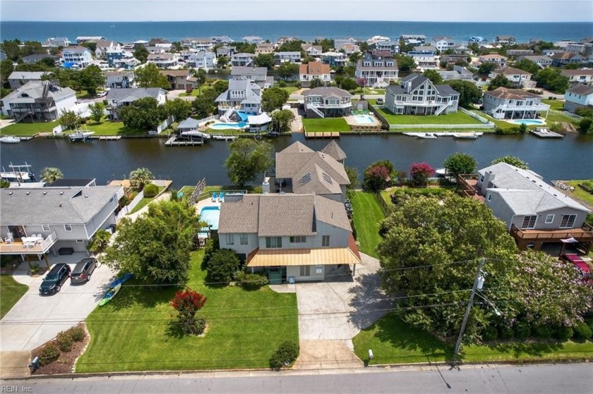 Here's your opportunity to own an expansive Bay/Canal home - Beach Home for sale in Virginia Beach, Virginia on Beachhouse.com