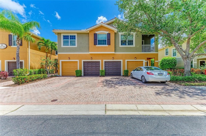 One or more photo(s) has been virtually staged. Well maintained - Beach Condo for sale in Sarasota, Florida on Beachhouse.com