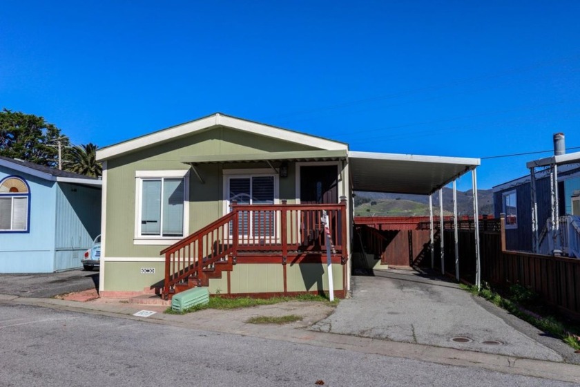 Beautifully, affordable and updated mobile home in a very - Beach Home for sale in Moss Beach, California on Beachhouse.com