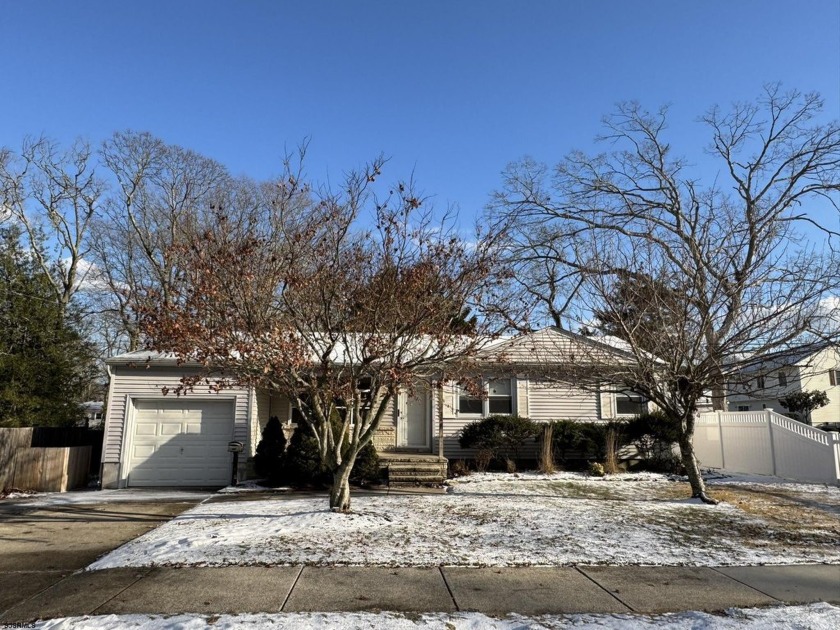 LOCATION, location, location! Don't miss this ranch style home - Beach Home for sale in Somers Point, New Jersey on Beachhouse.com