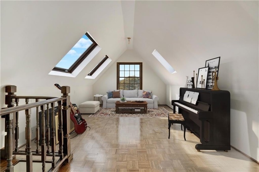 Charming 4BR Home with Renovated Kitchen, Bonus Area  Historic - Beach Home for sale in Rockaway Beach, New York on Beachhouse.com