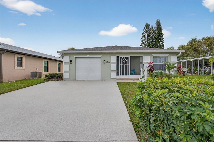 Skip the high costs, keep the country club perks! This - Beach Home for sale in Fort Pierce, Florida on Beachhouse.com