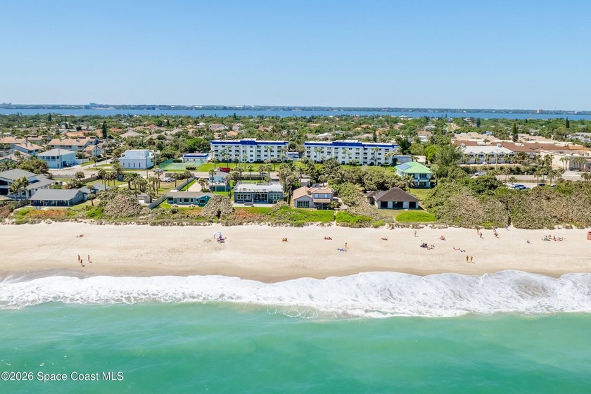 IMMACULATE END UNIT! Just across the street from Paradise Beach - Beach Condo for sale in Indialantic, Florida on Beachhouse.com