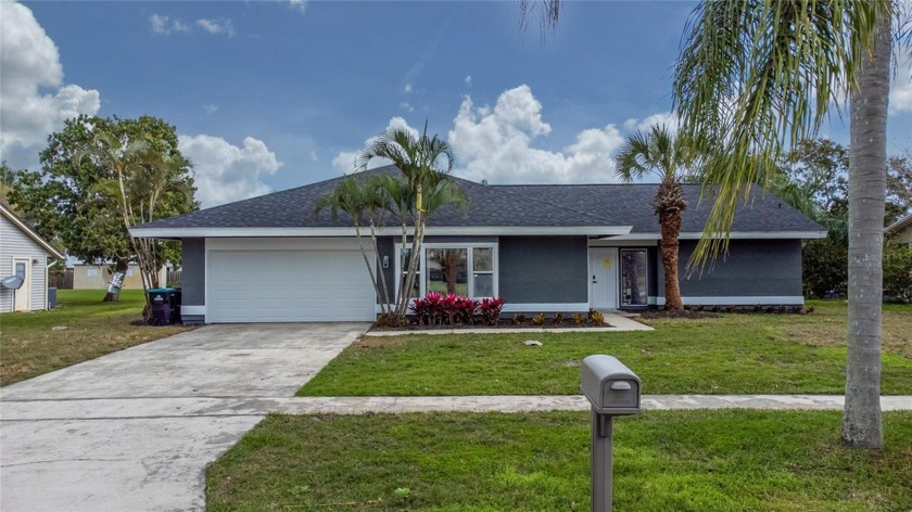 Do you dream of living just 15 minutes away from the beach in a - Beach Home for sale in Palm Bay, Florida on Beachhouse.com