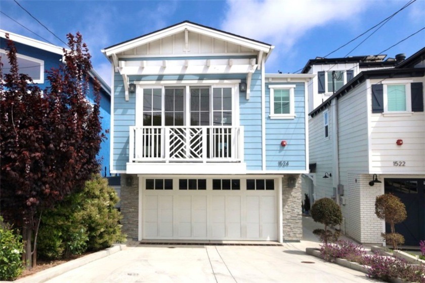 Welcome to your dream home in the sought-after Golden Hills of - Beach Home for sale in Redondo Beach, California on Beachhouse.com
