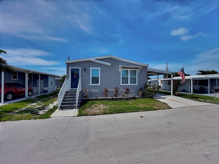 MOVE-IN READY!!Discover the comfort and luxury in this stunning - Beach Home for sale in North Fort Myers, Florida on Beachhouse.com