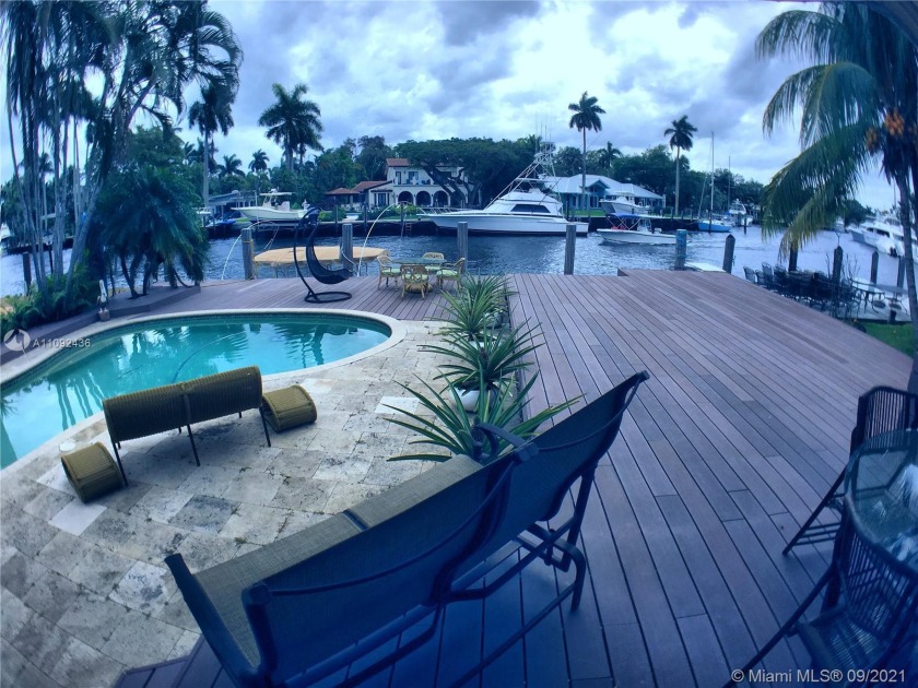 Awesome location! Right on the new river, see the incredible - Beach Home for sale in Fort Lauderdale, Florida on Beachhouse.com