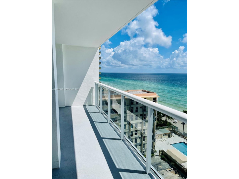 Excellent 2-beds/2-baths apartment featuring direct ocean and - Beach Condo for sale in Hallandale Beach, Florida on Beachhouse.com