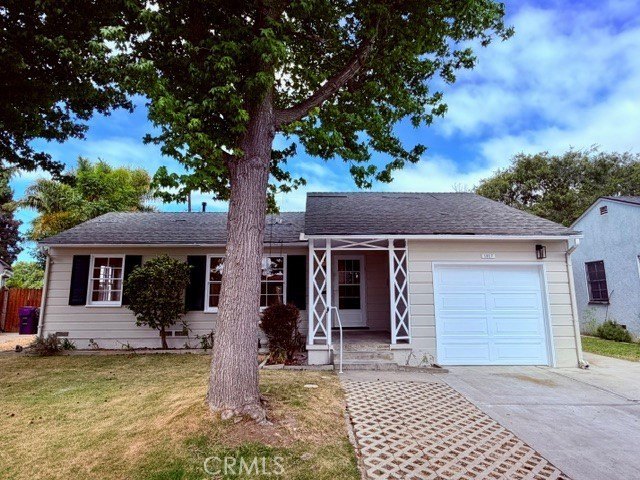 Welcome to 1817 Lave, a wonderful opportunity in the heart of - Beach Home for sale in Long Beach, California on Beachhouse.com