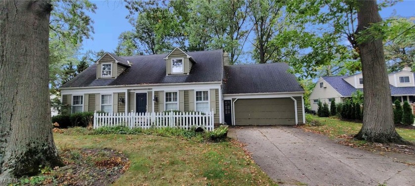 Welcome home to this charming 3 bedroom 2.5 bath cape cod in the - Beach Home for sale in Rocky River, Ohio on Beachhouse.com