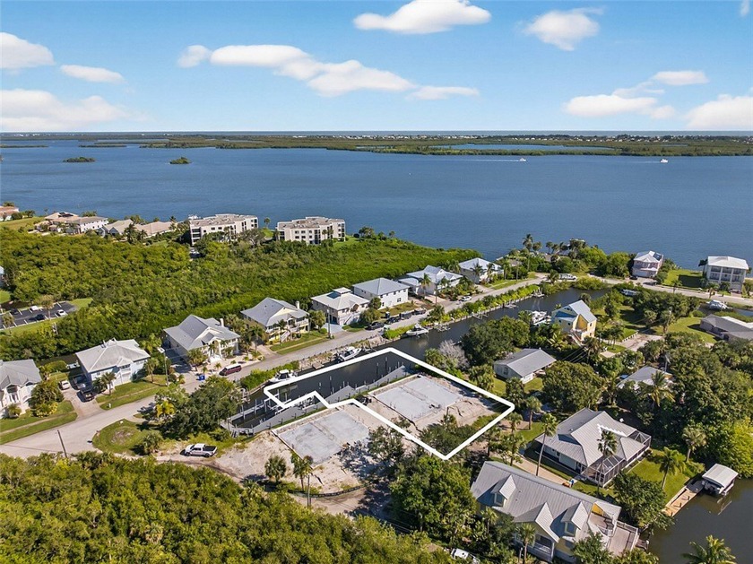 Prime build-ready lot with newly poured deep foundation. The - Beach Lot for sale in Sebastian, Florida on Beachhouse.com