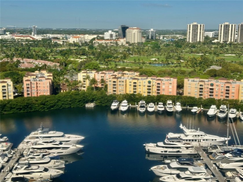 This one-of-a-kind floor plan corner 22E, 3/2 unit located high - Beach Condo for sale in Aventura, Florida on Beachhouse.com
