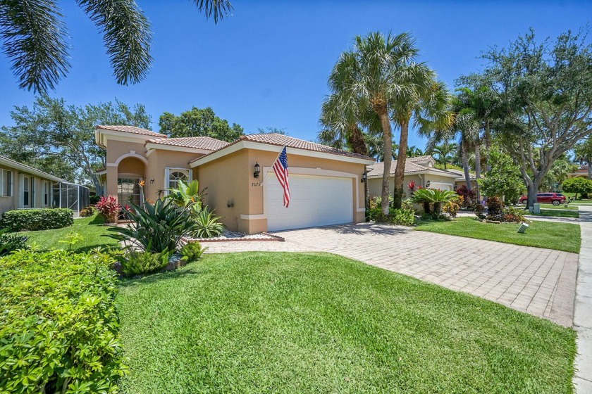 PRICED TO SELL...BEST BUY IN VILLA BORGHESE....Enjoy an active - Beach Home for sale in Delray Beach, Florida on Beachhouse.com