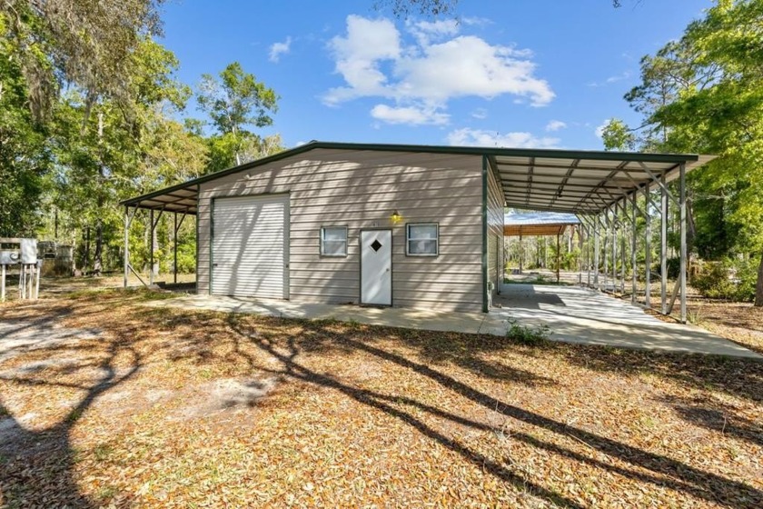 Welcome to this slice of paradise nestled in the heart of - Beach Home for sale in Steinhatchee, Florida on Beachhouse.com