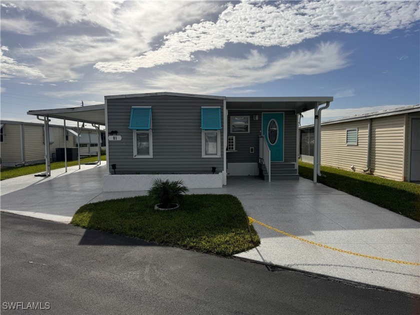 Spacious living right on the water!  This 950 sq ft two-bed - Beach Home for sale in Fort Myers, Florida on Beachhouse.com