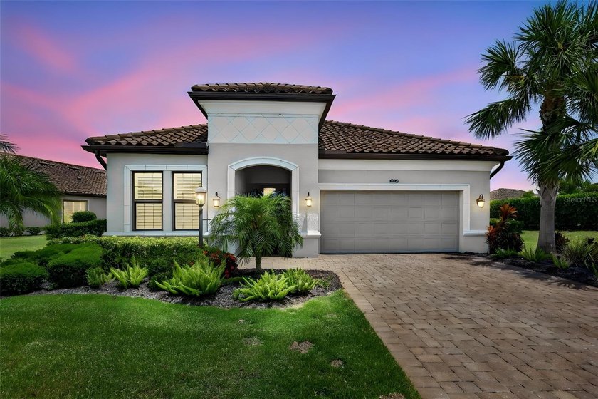 Welcome to an exceptional turnkey residence in the highly - Beach Home for sale in Bradenton, Florida on Beachhouse.com