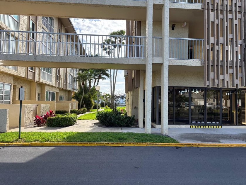 Best priced 2/2 on the island! Welcome to the Islander, a 55+ - Beach Condo for sale in Clearwater Beach, Florida on Beachhouse.com