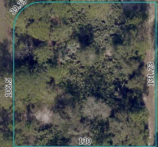 Build your dream home on this spacious lot located at 10095 85th - Beach Lot for sale in Vero Beach, Florida on Beachhouse.com