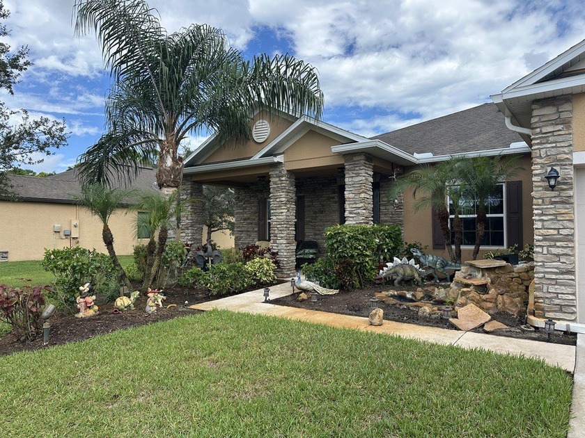 Incredibly spacious home with beautiful upgrades and a massive - Beach Home for sale in Vero Beach, Florida on Beachhouse.com