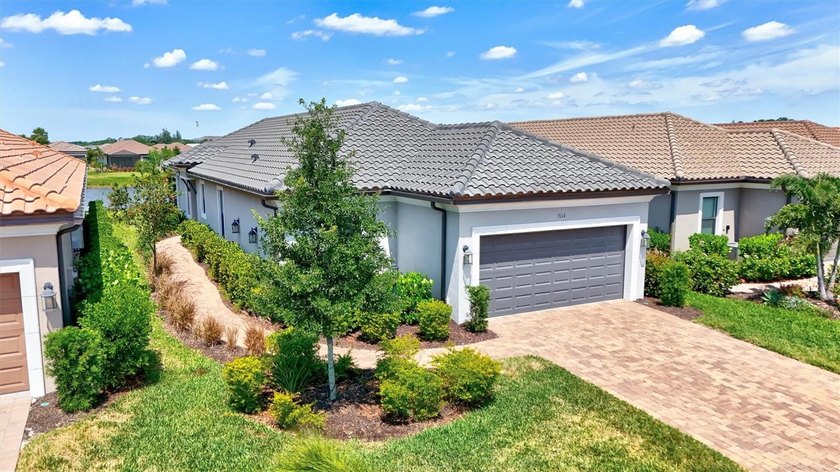 EXQUISITE LUXURY LIVING IN ESPLANADE AT AZARIO.

Refined - Beach Home for sale in Bradenton, Florida on Beachhouse.com