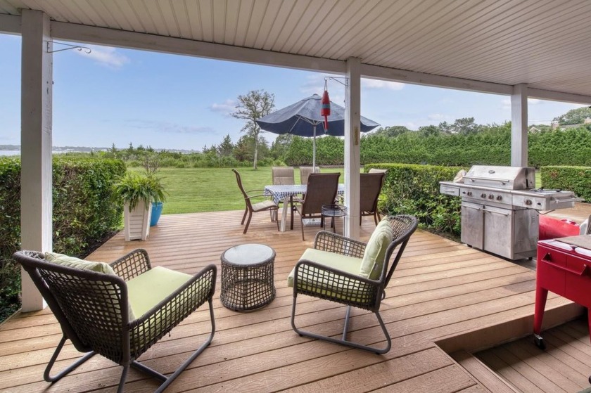 Experience Hamptons coastal living at its finest in this - Beach Home for sale in Hampton Bays, New York on Beachhouse.com