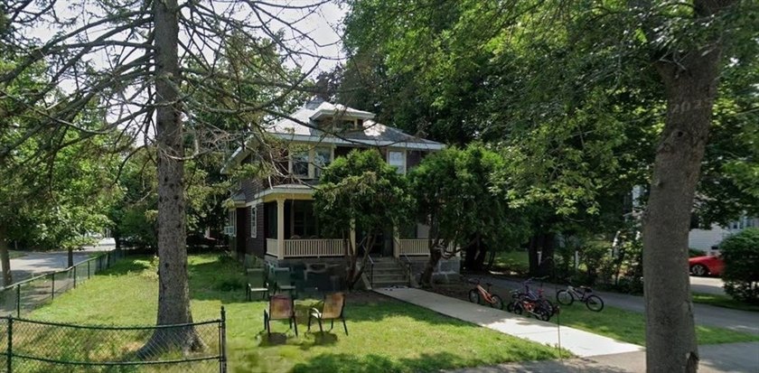 Location, location! Welcome to Quincy Point, a classic Colonial - Beach Home for sale in Quincy, Massachusetts on Beachhouse.com