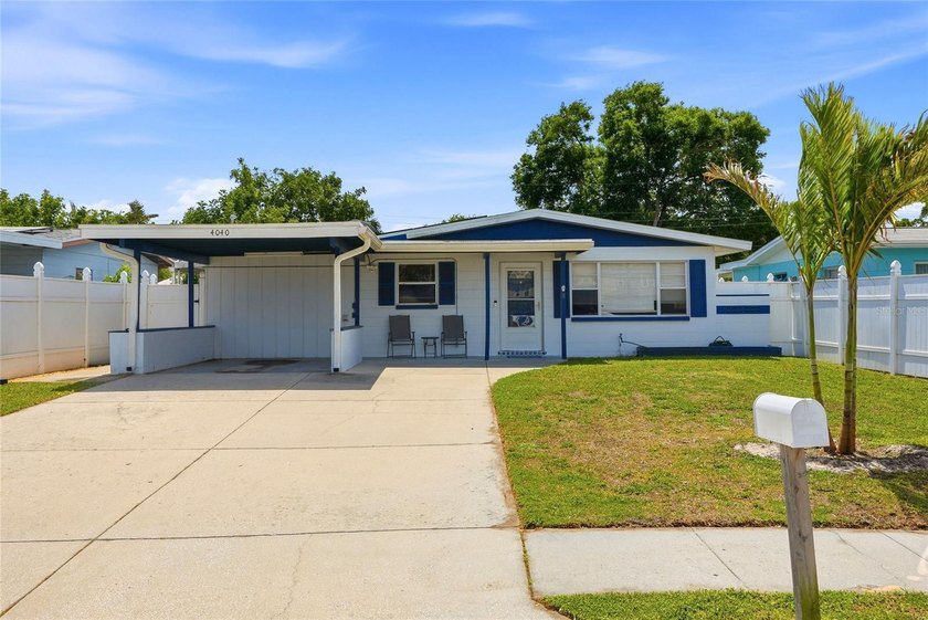 Truly a rare find! Excellent buying opportunity! This impeccably - Beach Home for sale in Pinellas Park, Florida on Beachhouse.com