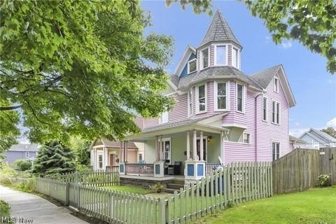 Find your new home in this beautiful updated 1880 Victorian in - Beach Home for sale in Cleveland, Ohio on Beachhouse.com