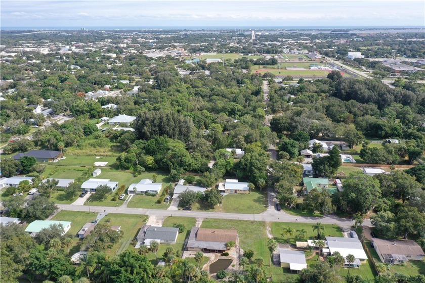 Unlock the potential! This property is a rare find in a - Beach Home for sale in Vero Beach, Florida on Beachhouse.com