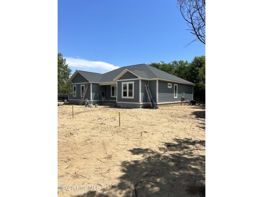 NEW CONSTRUCTION in the peaceful neighborhood of Pine Knoll - Beach Home for sale in Pine Knoll Shores, North Carolina on Beachhouse.com