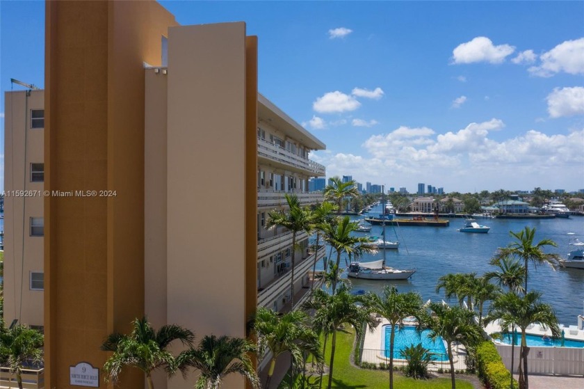 Price Drop $50K! Intracoastal front with FABULOUS VIEWS & 2 - Beach Condo for sale in Fort Lauderdale, Florida on Beachhouse.com