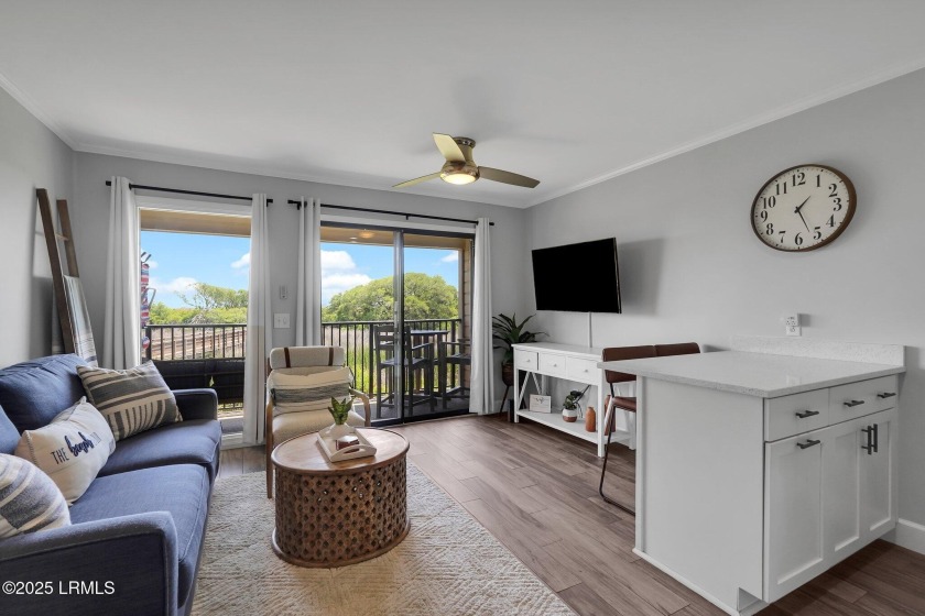 DIRECT OCEANFRONT! A124 is the perfect luxury island getaway and - Beach Condo for sale in Hilton Head Island, South Carolina on Beachhouse.com