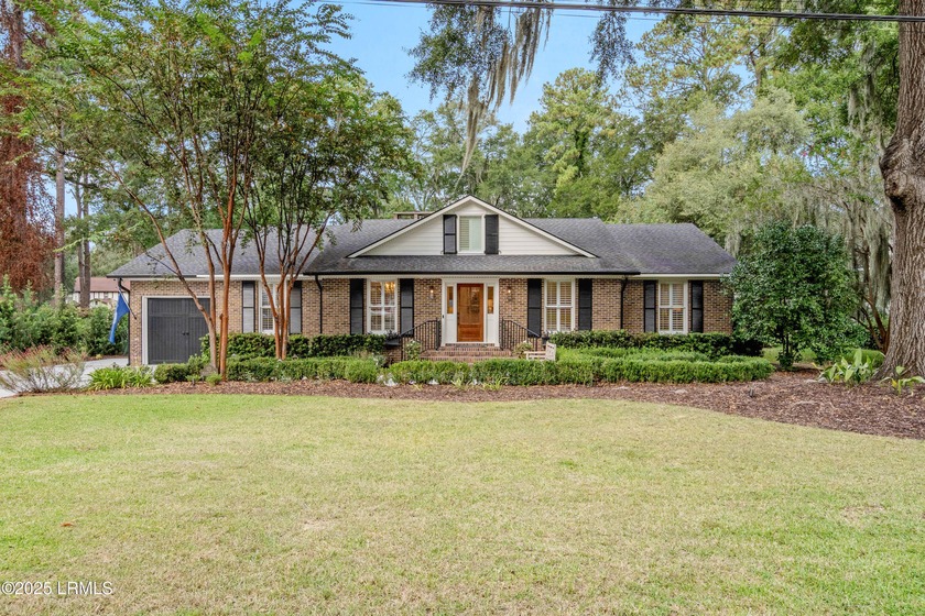 Stunningly renovated brick ranch in the highly desirable Spanish - Beach Home for sale in Beaufort, South Carolina on Beachhouse.com