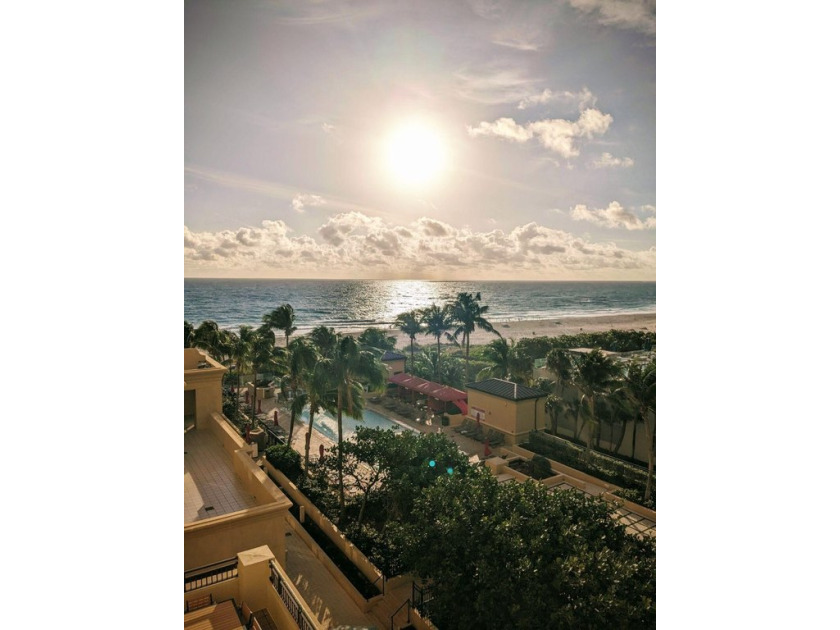 Modern fully furnished 2/2 condominium w/ sunny SE exposure and - Beach Condo for sale in Singer Island, Florida on Beachhouse.com