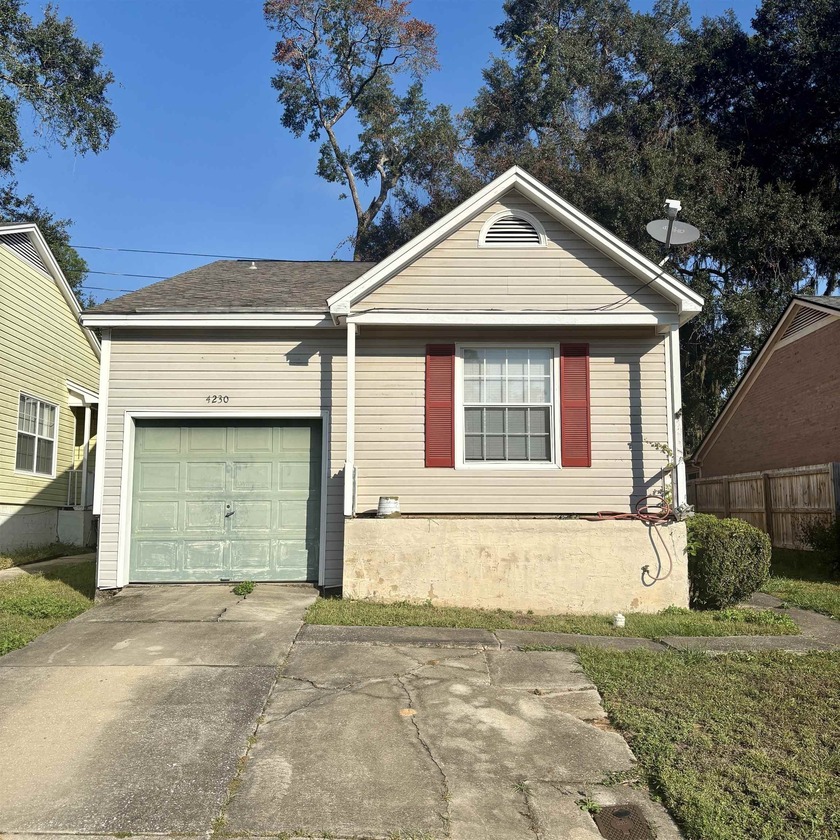 Welcome to the beautifully maintained Buckwood subdivision. This - Beach Home for sale in Tallahassee, Florida on Beachhouse.com