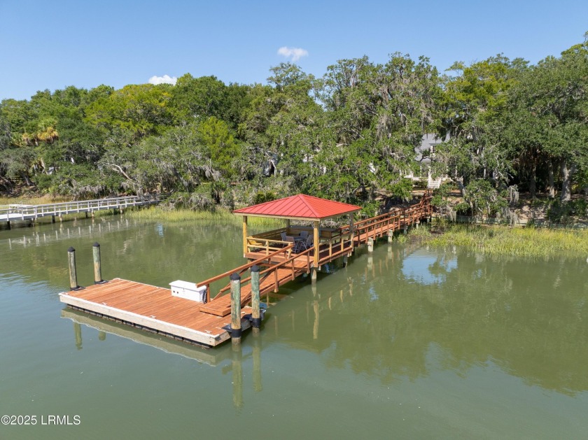 Fabulous Deep Water, South Facing, Custom Estate with - Beach Home for sale in Beaufort, South Carolina on Beachhouse.com