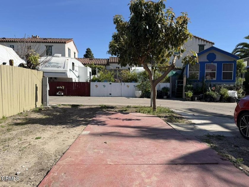 A rare opportunity to own a vacant space in a desirable park - Beach Lot for sale in Carpinteria, California on Beachhouse.com