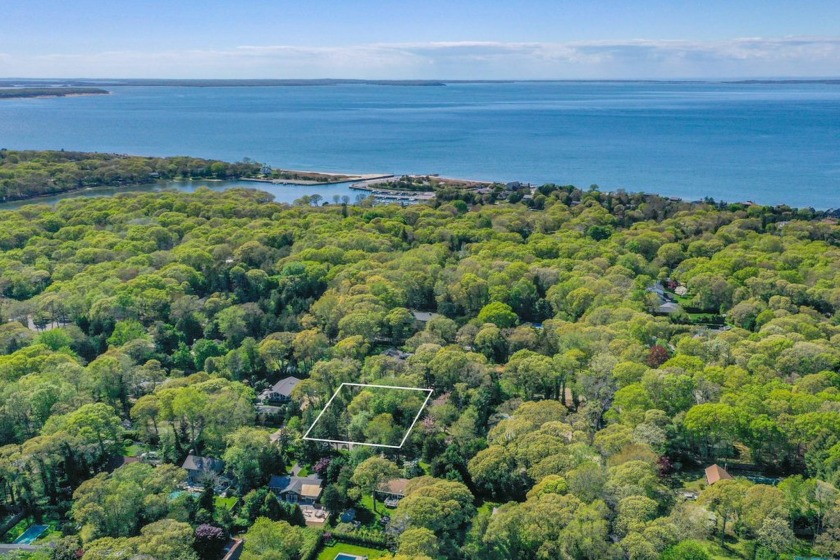 This terrific .35 acre building lot at 12 Homestead Lane will - Beach Lot for sale in East Hampton, New York on Beachhouse.com
