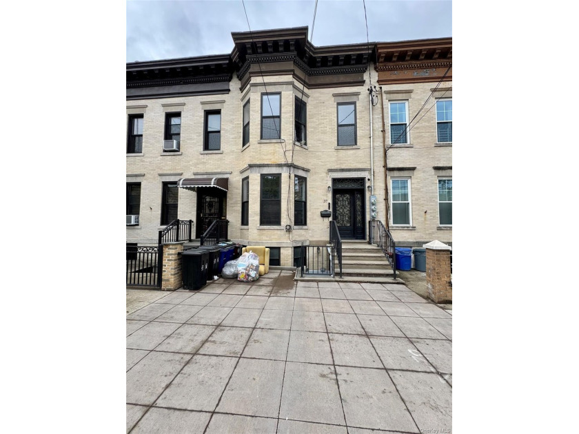 Architectural Distinction Meets Modern Innovation in Greenpoint - Beach Home for sale in Brooklyn, New York on Beachhouse.com