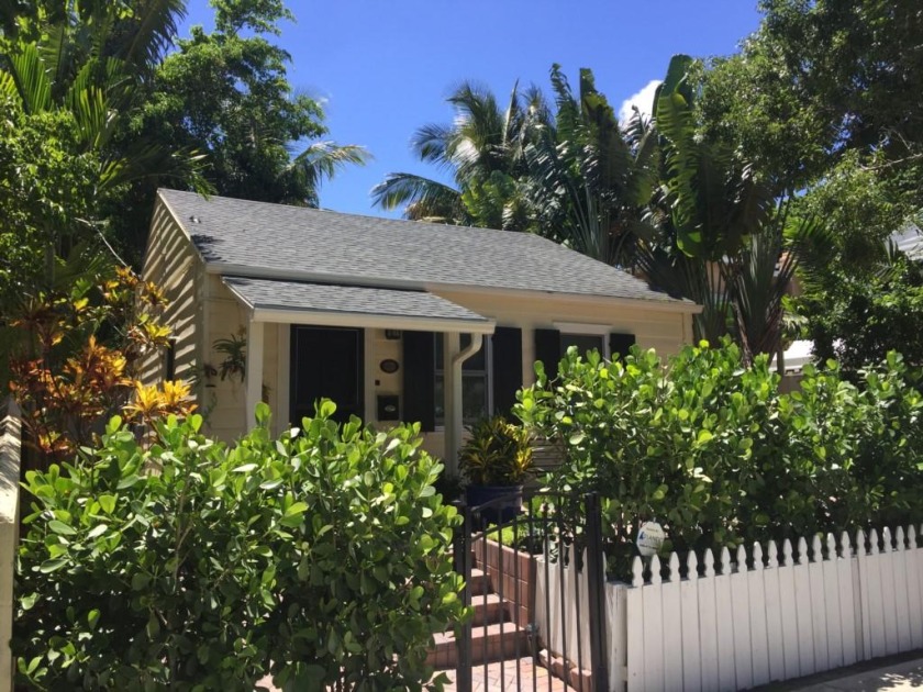 Flamingo Cottage | Charming 1bd/1ba - Beach Vacation Rentals in West Palm Beach, FL on Beachhouse.com