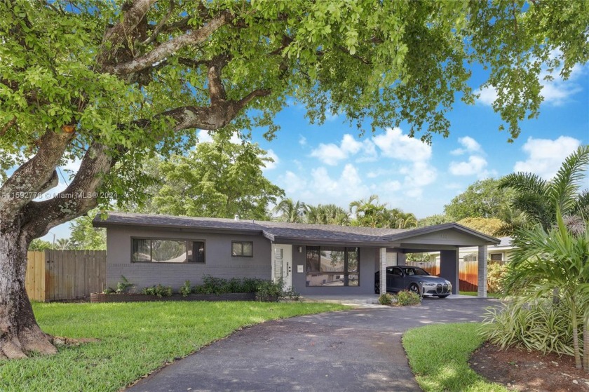 Experience modern living at its finest in this stunning 4 - Beach Home for sale in Wilton Manors, Florida on Beachhouse.com