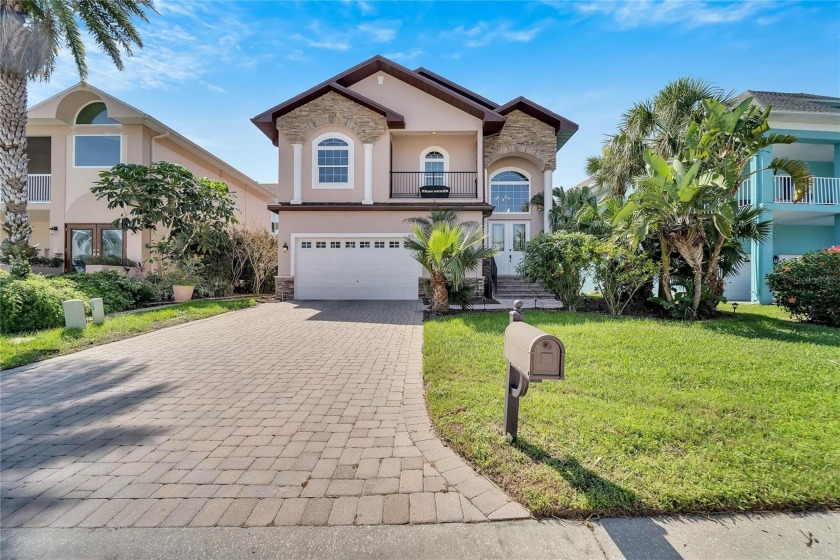 Welcome home to Gulf Landings, Sea Forest. This spectacular home - Beach Home for sale in New Port Richey, Florida on Beachhouse.com