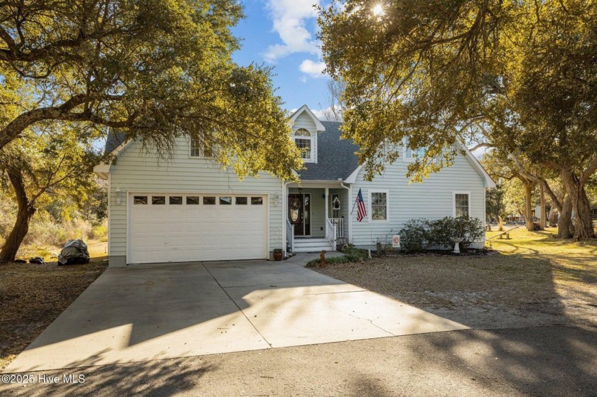 This exceptional 3-bedroom, 3-bathroom, two-story home is a rare - Beach Home for sale in Beaufort, North Carolina on Beachhouse.com