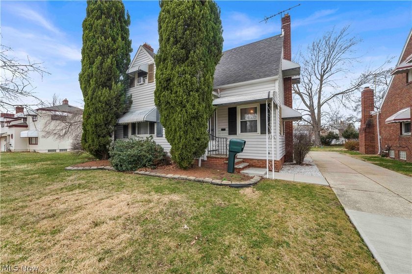 This well-maintained home offers a comfortable and functional - Beach Home for sale in Euclid, Ohio on Beachhouse.com