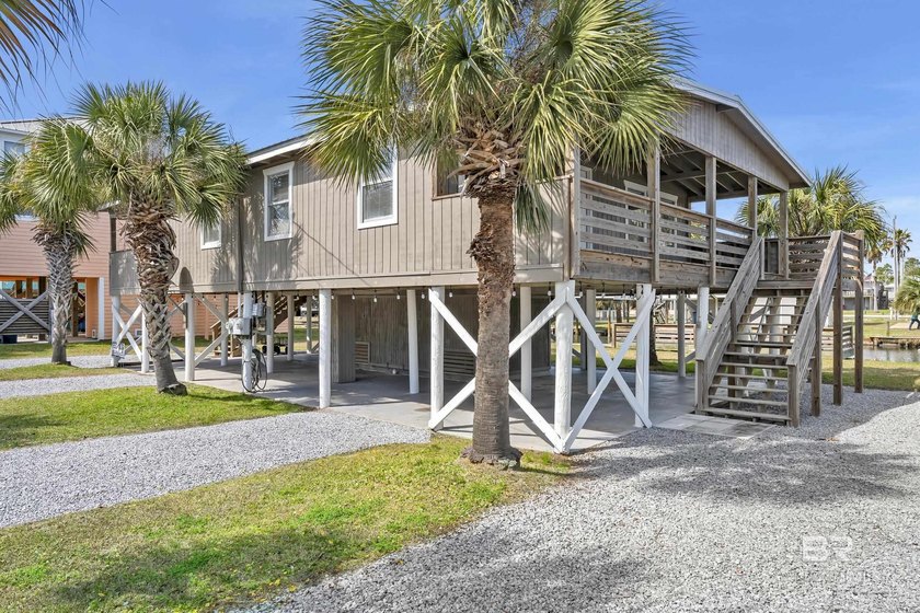 Live the Gulf Shores lifestyle with built-in income potential! - Beach Townhome/Townhouse for sale in Gulf Shores, Alabama on Beachhouse.com