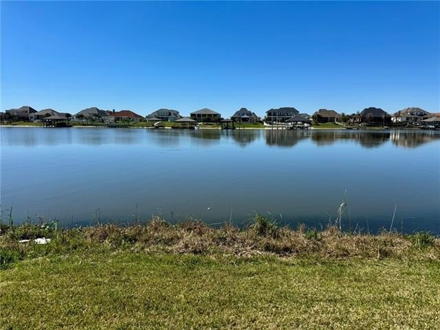 Build your dream home on this beautiful waterfront lot in the - Beach Lot for sale in Slidell, Louisiana on Beachhouse.com