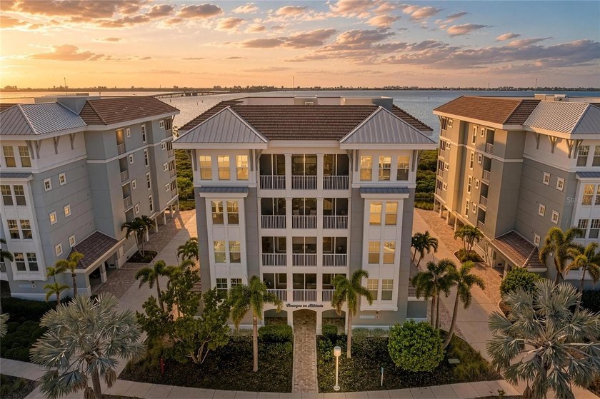 WESTERN-FACING SOUND VIEW | TURNKEY FURNISHED | ELEVATED - Beach Condo for sale in Bradenton, Florida on Beachhouse.com