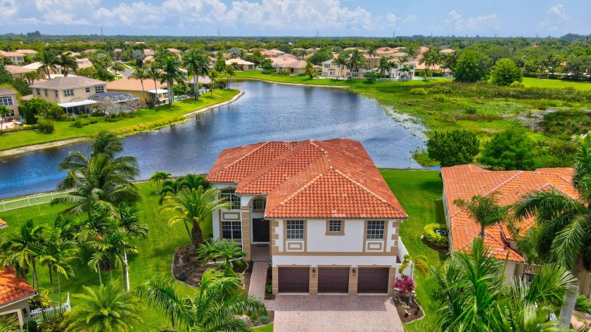 One of the LARGEST lots (.24 acre) and the BEST lake view in - Beach Home for sale in Lake Worth, Florida on Beachhouse.com
